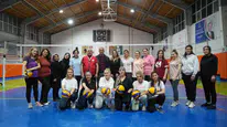 Evinin Sultanları sahaya indi: 55 yaşında voleybola başladı, hayatı değişti