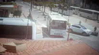 Manavgat’ta yürekleri ağza getiren kaza: Dönüş manevrası faciaya davetiye çıkardı