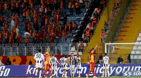 Galatasaray'a Kasımpaşa şoku: Devre arasına ev sahibi avantajlı girdi