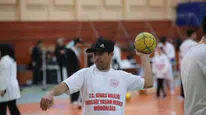 Sivas’ta sporun engel tanımayan gücü: Özel bireyler sahaya indi