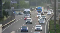 Bayram yolculuğu mesai bitimiyle başladı: Kocaeli geçişinde trafik kilitlendi