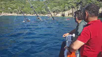 Marmaris'te korku dolu anlar: 110 yolcuyu taşıyan tekne sulara gömüldü