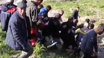 Pancar toplamak için çıktığı dağda can verdi: Köy yasa boğuldu
