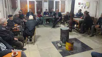 Tarlada mesai bitince sıra eğitime geldi: Emetli çiftçiler verimi artırmanın yollarını öğreniyor