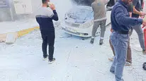 Diyarbakır’da korku dolu anlar: Seyir halindeki otomobil bir anda küle döndü