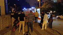 İnegöl’de gece yarısı dehşeti: Motosikletli genç duvara çarparak ağır yaralandı