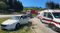 Samsun’da korkutan kavşak kazası: Araçlar hurdaya döndü, iki kişi hastanelik oldu