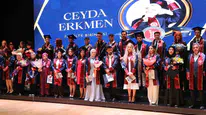 Sivas’ta gurur günü: İletişim fakültesi mezunları diplomalarına kavuştu