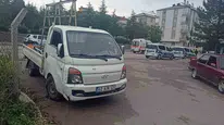 Seydişehir’de akşam trafiğinde motosiklet dehşeti: İki kişi hastanelik oldu