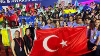 Sivas'tan Çin'e uzanan büyük gurur: Türk mühendis adayları zirveyi kimseye bırakmadı