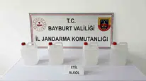 Kargo paketinden sahte alkol çıktı: Jandarmadan zehir tacirlerine geçit yok