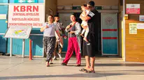 Bahçedeki mangal keyfi kabusa döndü: 2 yaşındaki minik Emral'ın bacakları yandı