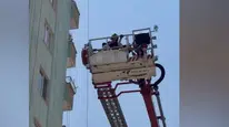 Mersin'de iskelede mahsur kalan 3 işçi kurtarıldı