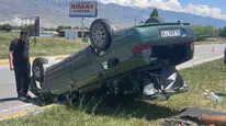 Erzincan'da takla atan otomobilde 2 kişi yaralandı