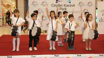 Diyarbakır’da okul sıralarından AVM’ye taşınan neşe: Bahar şenliği renkli anlara sahne oldu