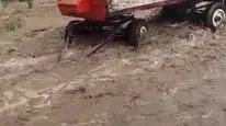Kars'ta sel ve hortum paniği