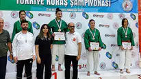 Cumhuriyet Anadolu Lisesi öğrencilerinden tarihi başarı