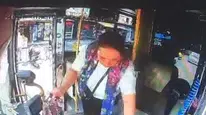 Adana'da pes dedirten hırsızlık: Şoförü oyaladı, kasayı boşaltıp kayıplara karıştı