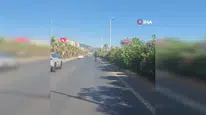 Alanya'da motosiklet sürücüsünün tehlikeli hareketleri kamerada