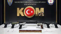 Denizli’de cephanelik gibi ev: Milyonluk senetler ve silahlarla yakalandı