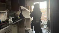 Mardin'de 7 katlı apartmanda çıkan yangın itfaiye tarafından kontrol altına alındı