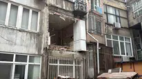 Nişantaşı'nda binanın duvarı çöktü, mahalleli deprem olduğunu zannetti