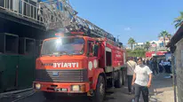 Alanya'daki 5 yıldızlı oteldeki geri dönüşüm deposunda yangın paniği