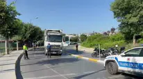 Küçükçekmece'de karşıdan karşıya geçerken kamyon çarptı: 1 ölü