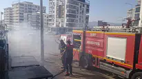 Siirt'te atık malzemelerde çıkan yangın hızlıca kontrol altına alındı