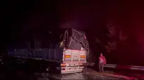 Mersin'de seyir halindeki tırda yangın paniği