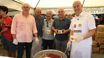 Alanya belediyesi muharrem ayı dolayısıyla 5 bin kişiye aşure ikram etti