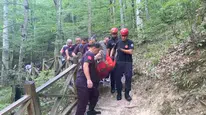 Oylat Şelalesi'nde dengesini kaybeden kadın, ekiplerin çabasıyla kurtarıldı
