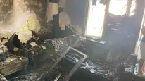 Manisa'da apartmanda çıkan yangın sonrası ev kullanılamaz hale geldi
