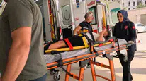 İnegöl'de otomobil bariyerlere çarptı: 5 yaralı