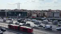 Küçükçekmece'de yaz kursu dönüşü kaza: 13 çocuk yaralı
