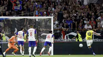 Fenerbahçe, Lyon'u zorluyor: İlk yarıda 2-0 önde