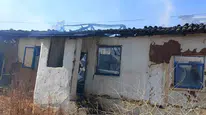 Bandırma'da çıkan yangın bir evi kullanılamaz hale getirdi