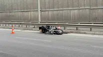 Çorum'da kamyondan düşen demir parçaları kazaya yol açtı