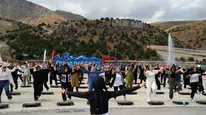 Erzincanlı kadınlar doğada spor yaparak sağlıklı yaşamı kutladı