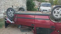 Aydın'da kontrolden çıkan otomobil ters döndü, bir yaralı