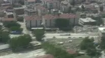 17 Ağustos depreminin unutulmaz anları yeni arşiv görüntüleriyle yeniden gün yüzüne çıktı