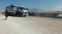 Burhaniye’de ot yangınına vatandaşlardan destek hamlesi