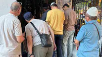 İzmir'deki tarihi Çorakkapı Haziresi bakımsızlığa mahkum edildi