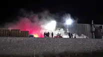 Eskişehir'de bir fabrikada çıkan yangın itfaiye ekipleri tarafından müdahale ediliyor