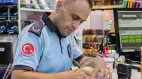 Kuşadası Belediyesi, kırtasiyelerde denetimlerle güvenli alışveriş sağlıyor