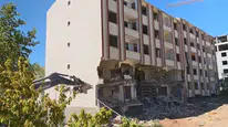 Elazığ’da kentsel dönüşüm: iki bina tek hareketle yerle bir edildi