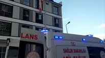 Denizli'de çatıya çıkan genci başkan son anda kurtardı