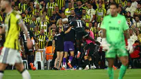 Beşiktaş derbide zaferle dönüyor: Fenerbahçe'yi 2-1 yendi