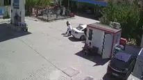 Şekerle boğulma tehlikesini aşan çocuk, polisin hızlı müdahalesiyle hayata döndü