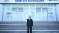 Ulaştırma Bakanı Uraloğlu, havacılıkta karbondioksit emisyonunu azaltma hedefini açıkladı